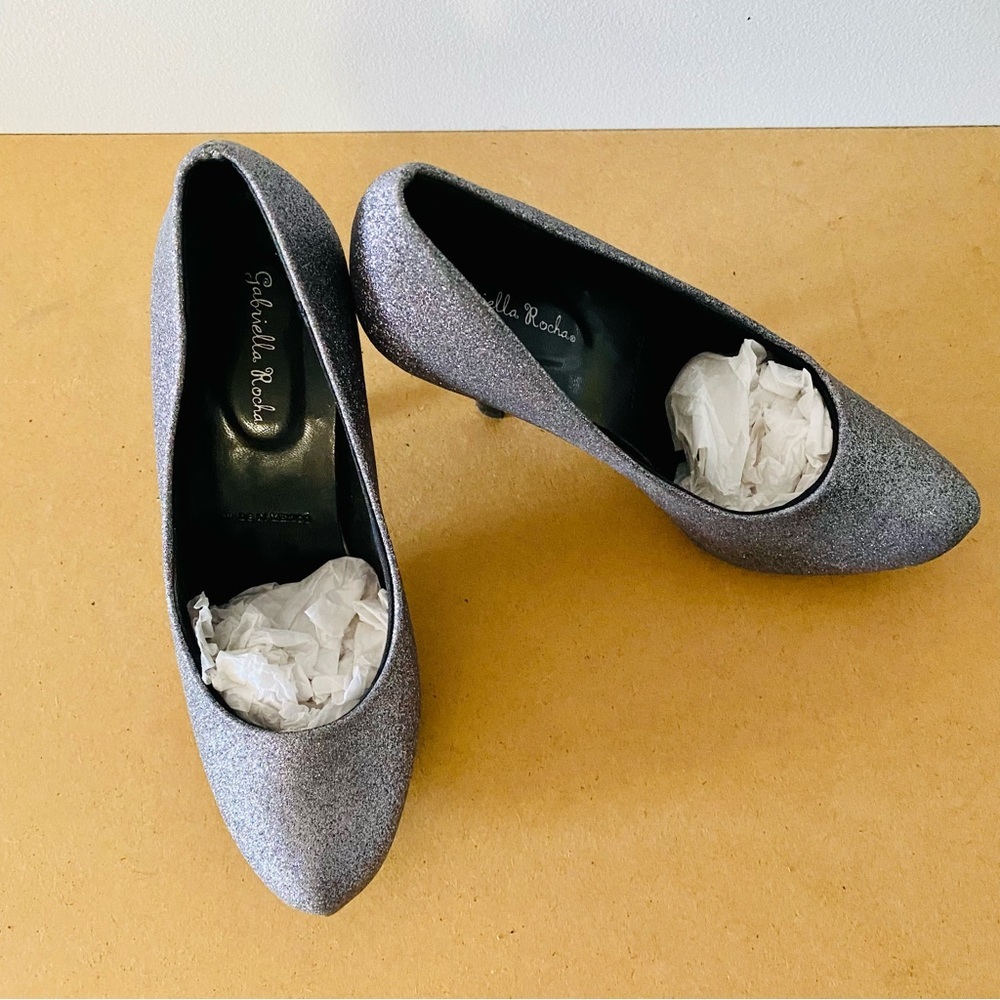 Gabriella Rocha Glittery Heels pumps size 6 VGUC Msrp $60 worn once - Picture 3 of 11